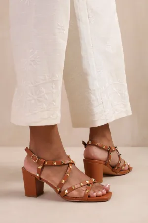 INTENSE STRAPPY BLOCK HEEL SANDALS WITH STUD DETAIL IN TAN FAUX LEATHER
