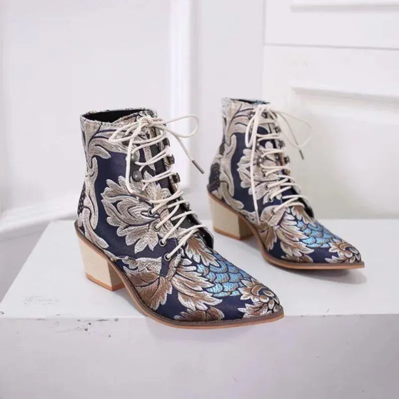 New Thick Heel Lace-up Women's Shoes Embroidered 35-43 Plus Size Fashion Retro Warm Short Boot Botas Femininas 2023